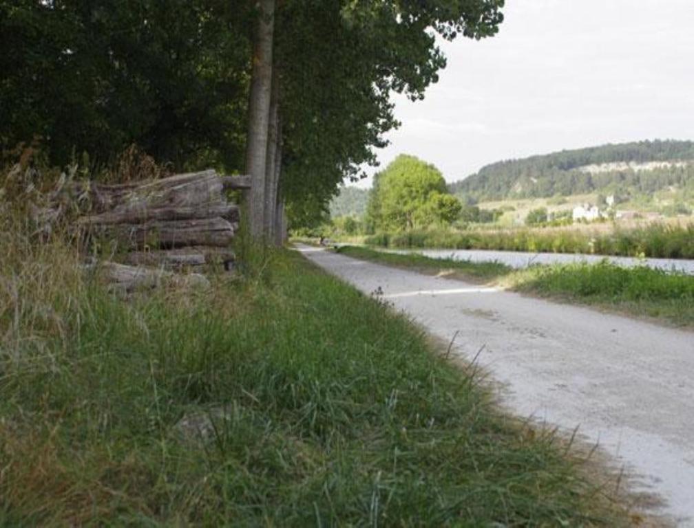 Le Clos Du Murier Chassignelles Bagian luar foto